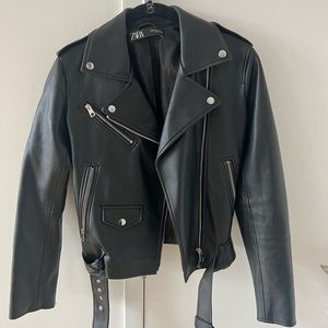 Black Zara Leather Jacket (M)